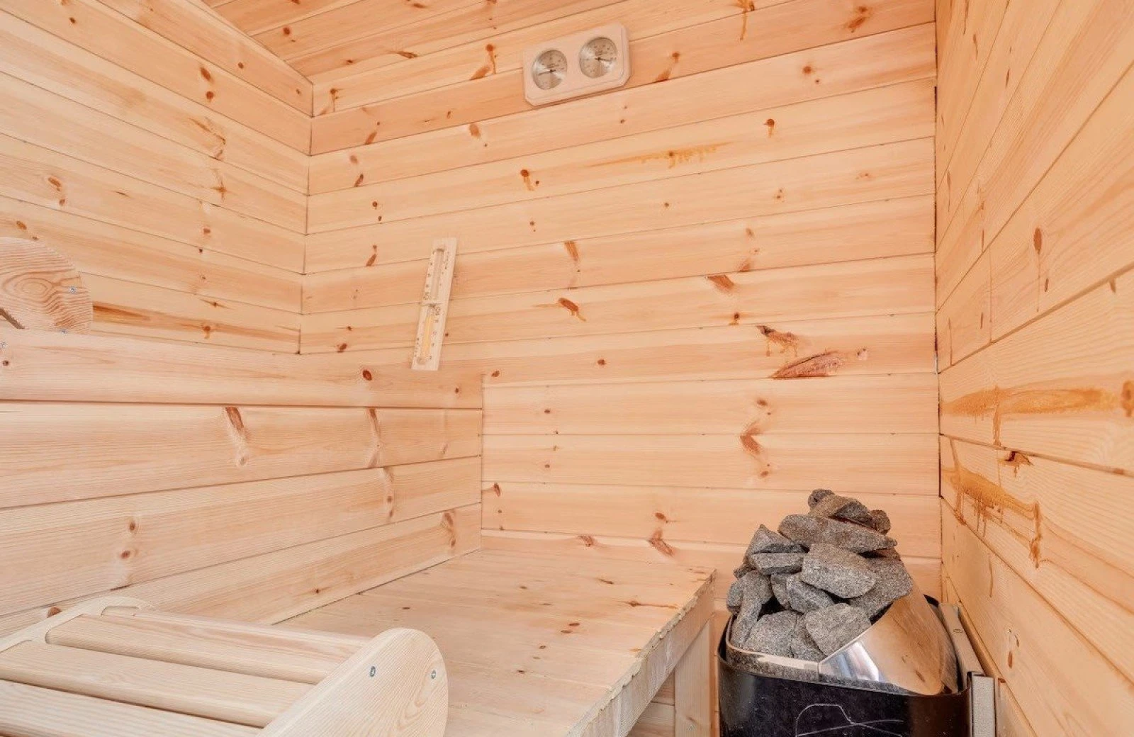 2 p wellness appartement apeldoorn jacuzzi sauna 45