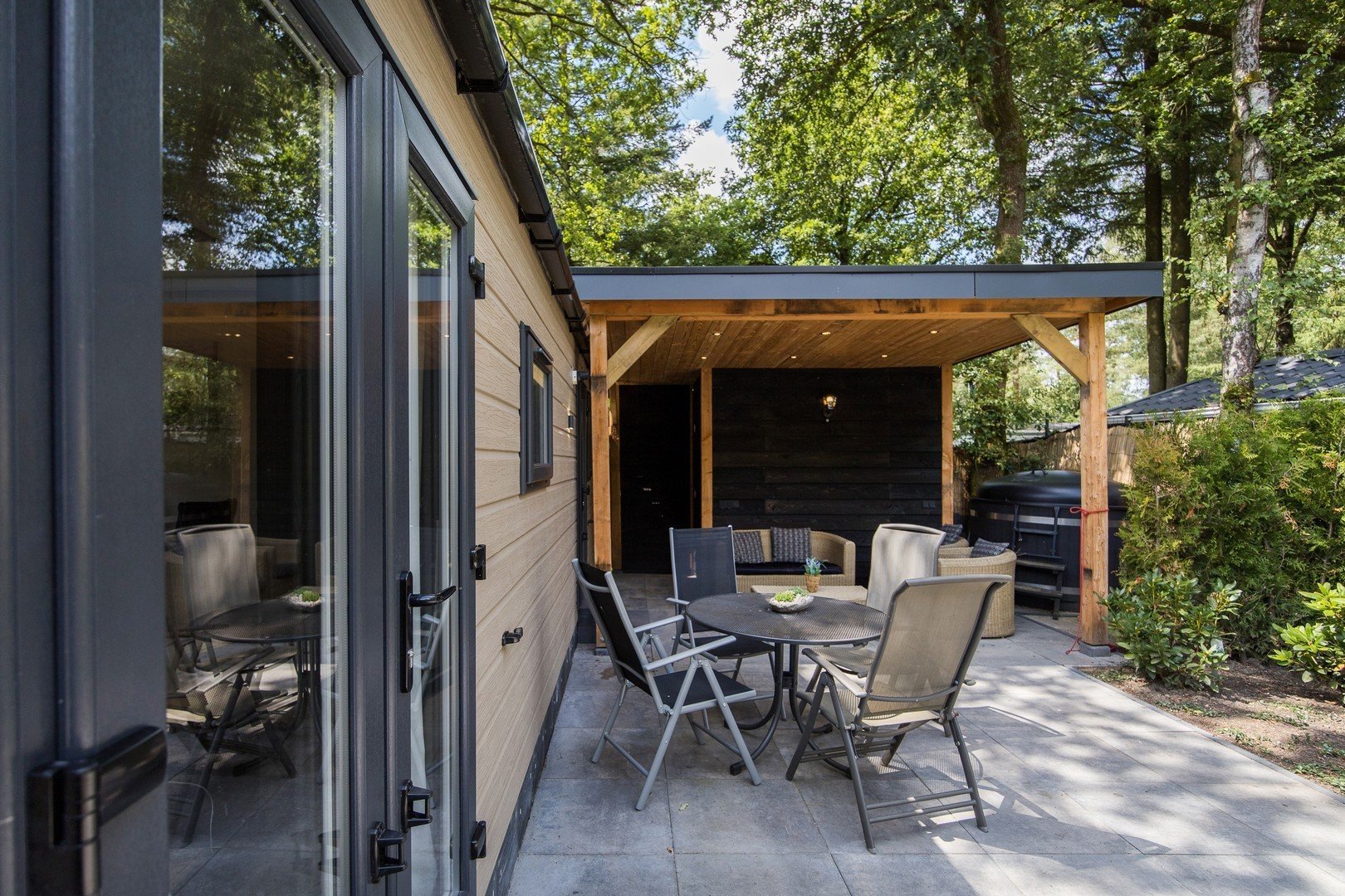 4 pwellness chalet hoenderloo veluwe hottube sauna 40