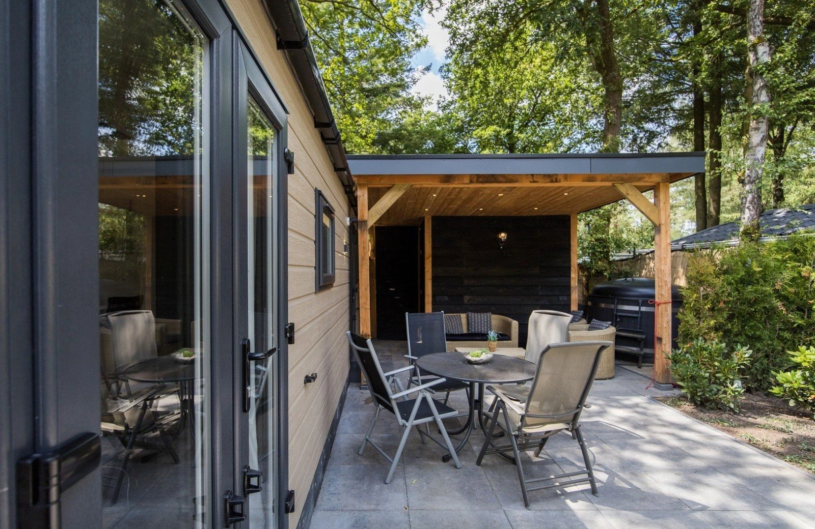 4 pwellness chalet hoenderloo veluwe hottube sauna 40