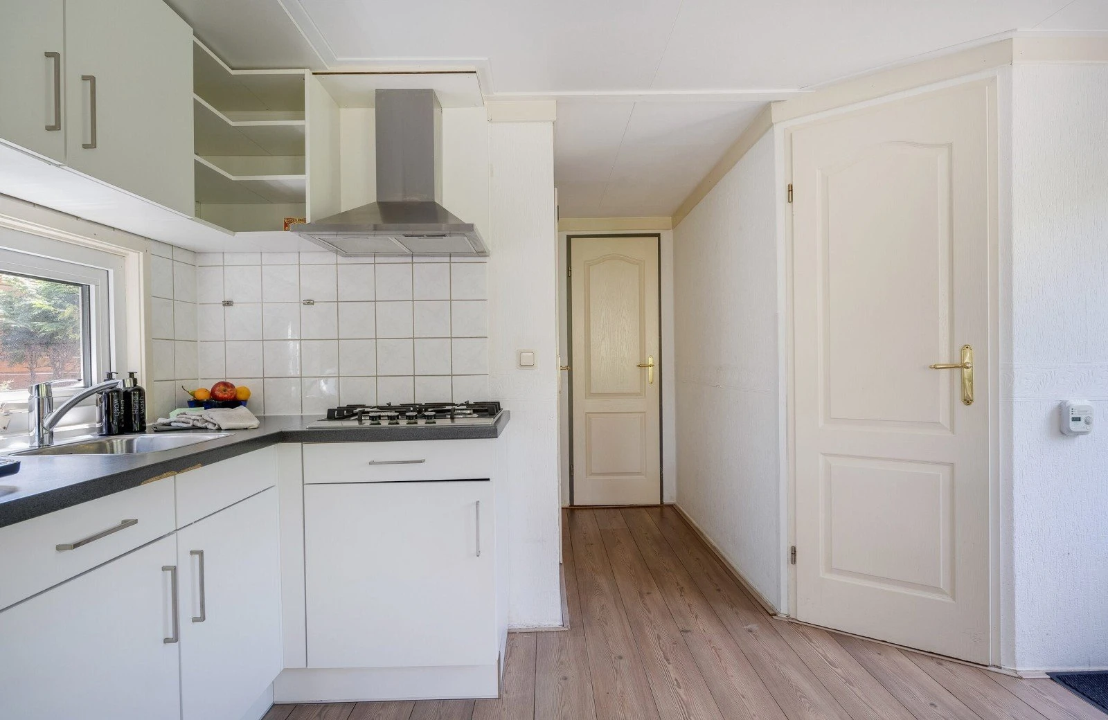 Wellnesshut met eigen bubbelbadsauna 23