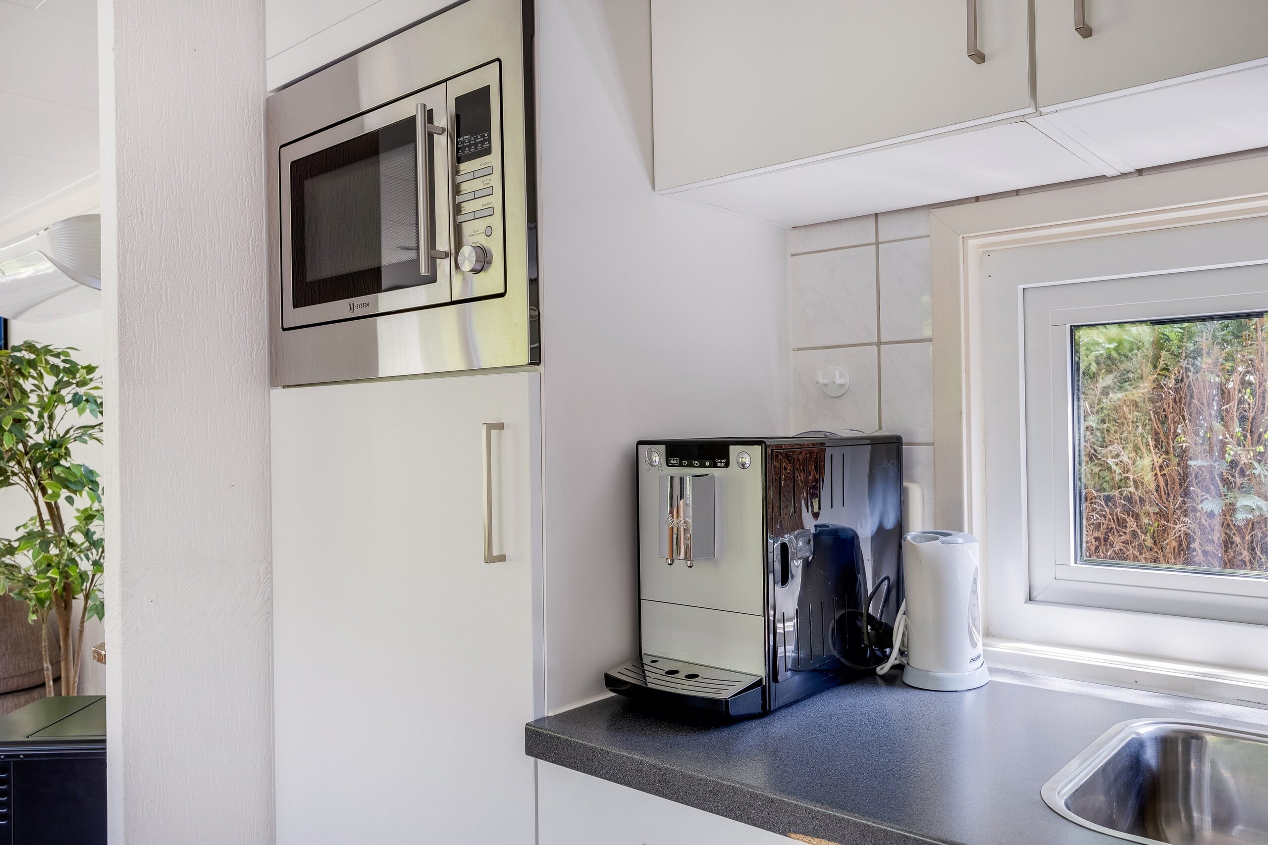 Wellnesshut met eigen bubbelbadsauna 25