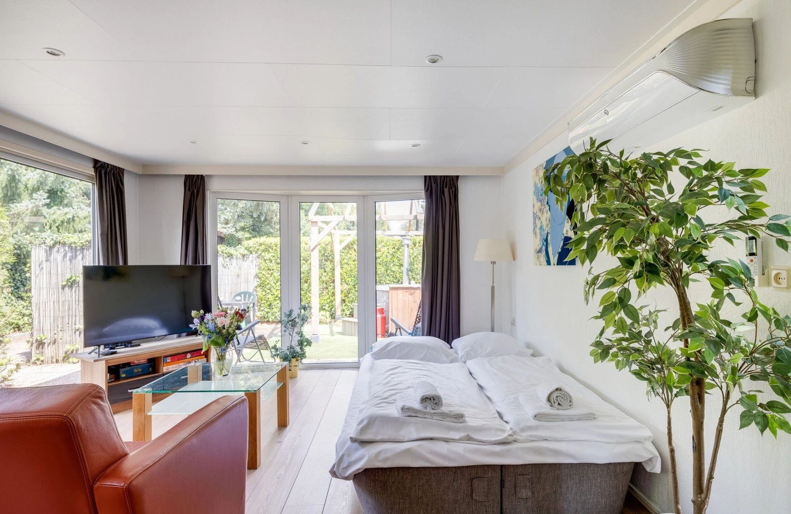 Wellnesshut met eigen bubbelbadsauna 39