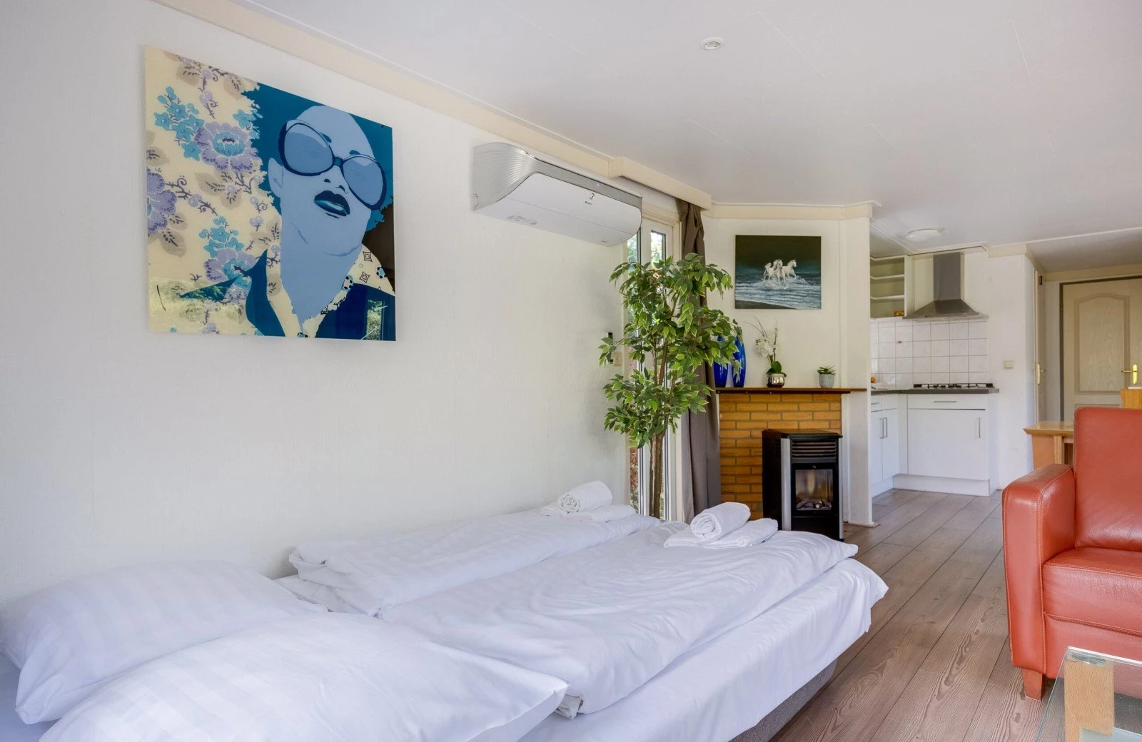 Wellnesshut met eigen bubbelbadsauna 42