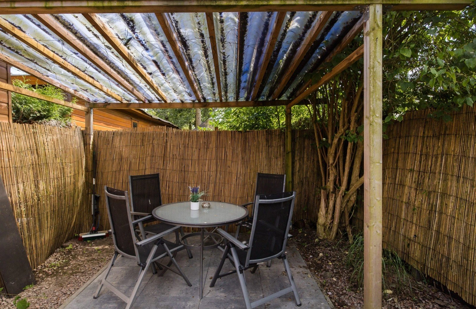 Wellnesshut met eigen bubbelbadsauna 62