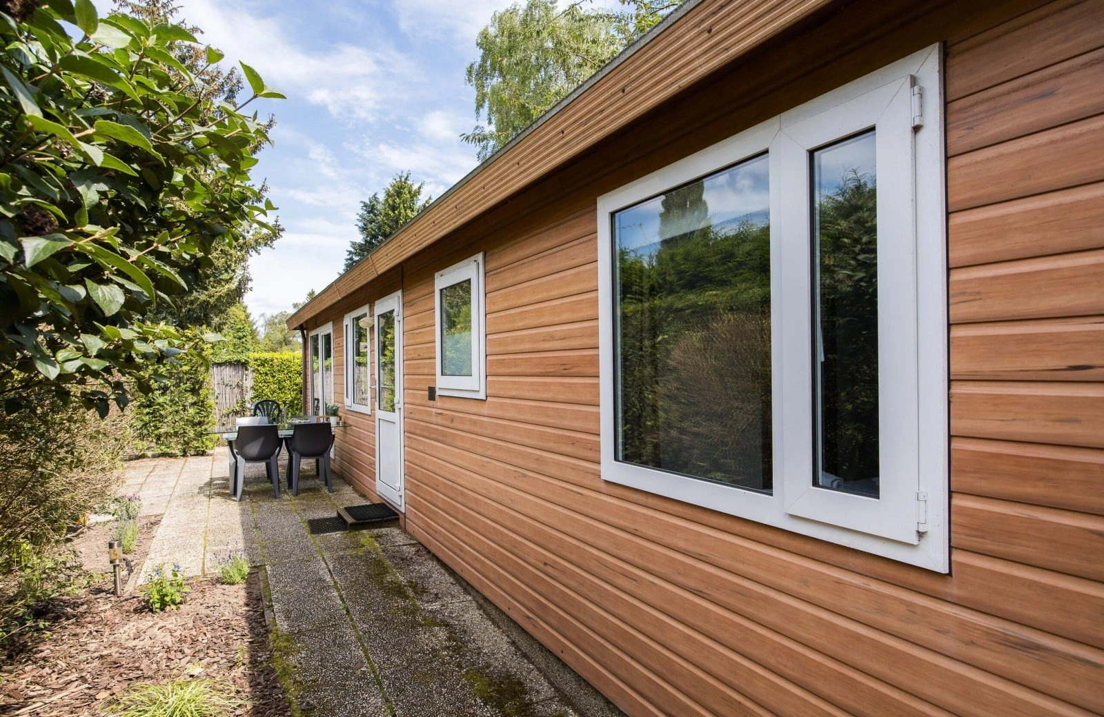 Wellnesshut met eigen bubbelbadsauna 63