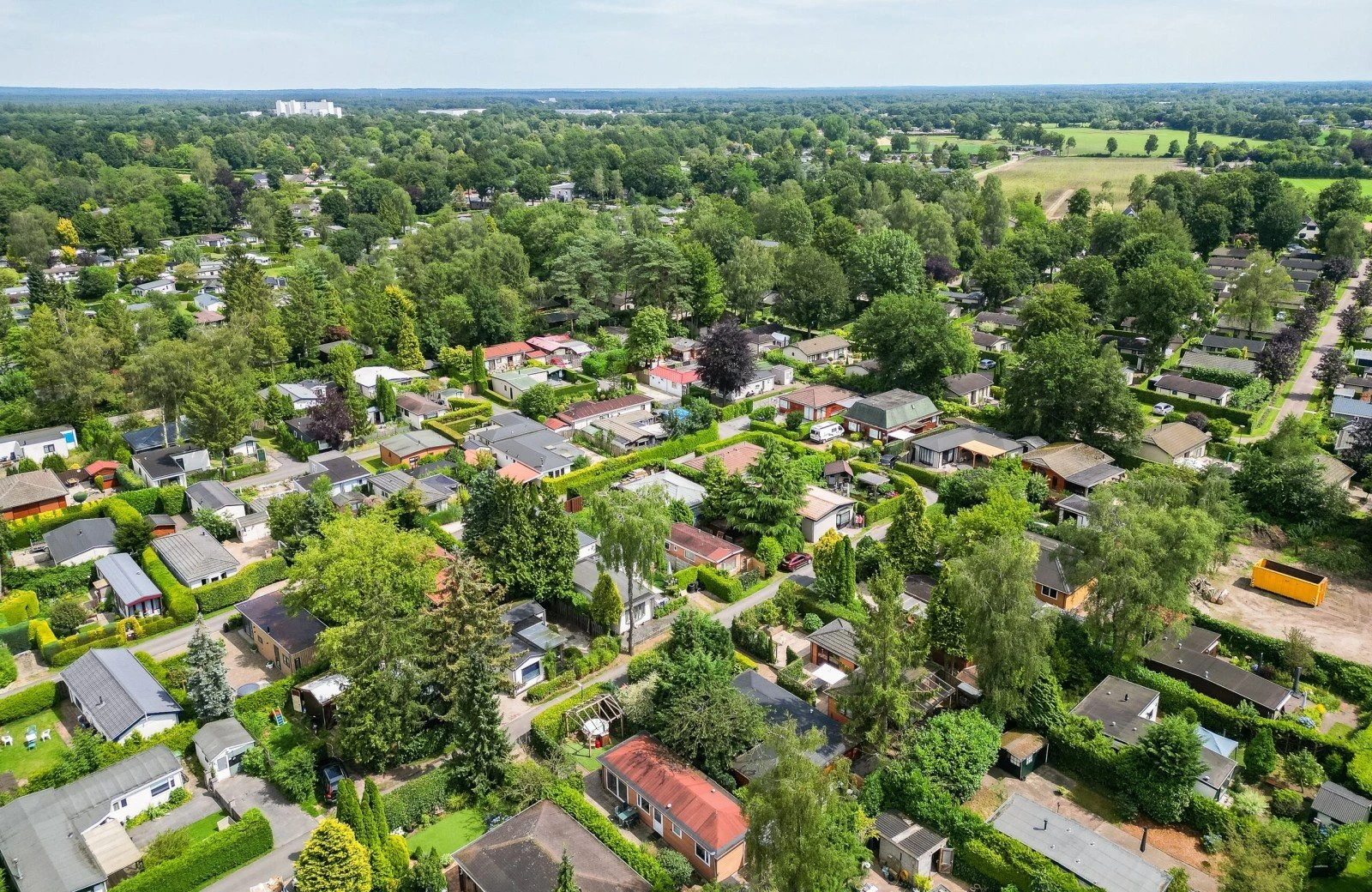 Wellnesshut met eigen bubbelbadsauna 65